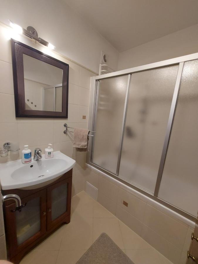 Wygodny Przestronny Apartament Janowskie Blonia Rumia Kültér fotó