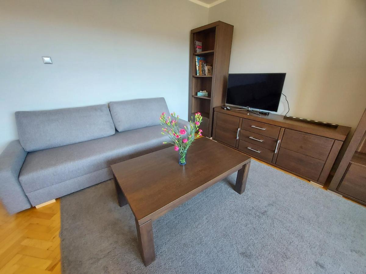 Wygodny Przestronny Apartament Janowskie Blonia Rumia Kültér fotó