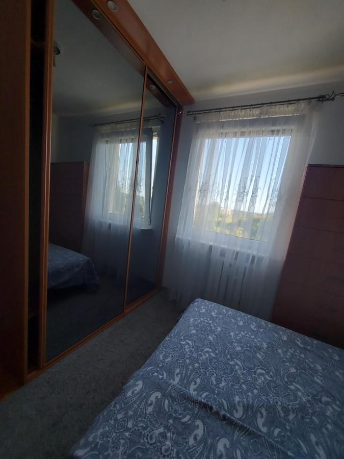 Wygodny Przestronny Apartament Janowskie Blonia Rumia Kültér fotó