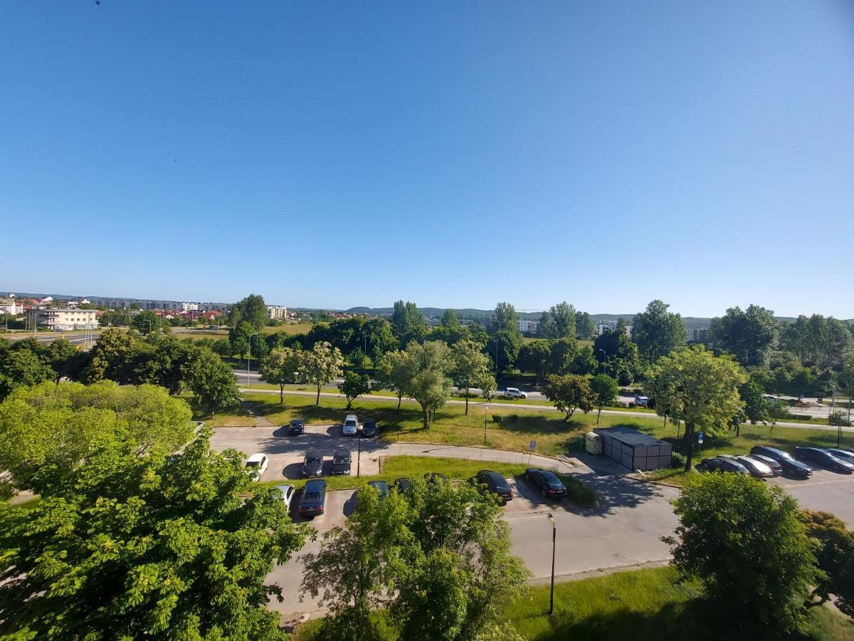 Wygodny Przestronny Apartament Janowskie Blonia Rumia Kültér fotó